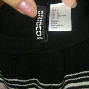 Off the shoulder long sleeve shirt